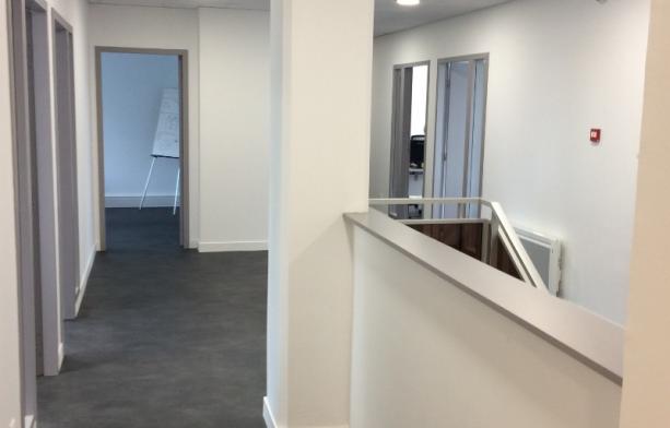 Aménagement de bureaux et espaces tertiaires en placo