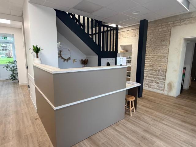 Rénovation complète d’un centre spécialisé – LaroPro à Bretteville-sur-Odon