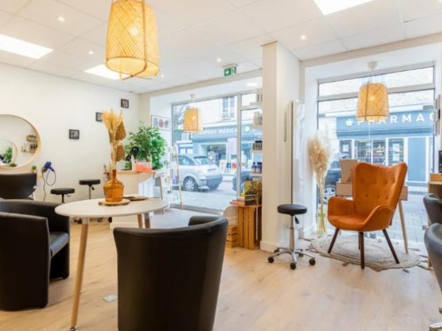 Aménagement d’un salon de coiffure à Courseulles-sur-Mer