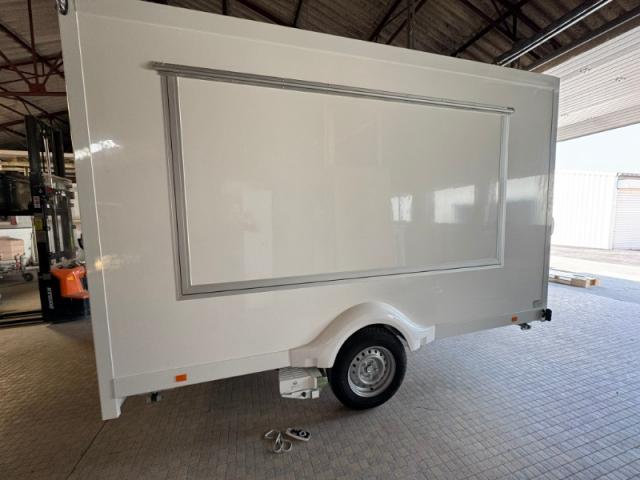 Une nouvelle remorque Foodtruck Glace vient tout juste d’arriver dans notre atelier !