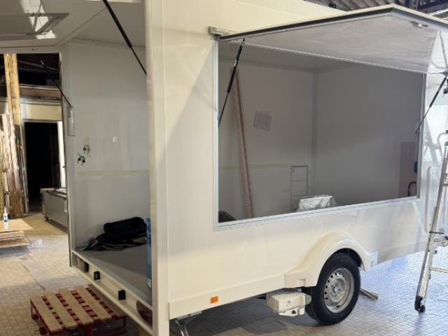 Une nouvelle remorque Foodtruck Glace vient tout juste d’arriver dans notre atelier !